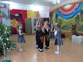 Спектакль "Федорино горе" Спектакль "Федорино горе".