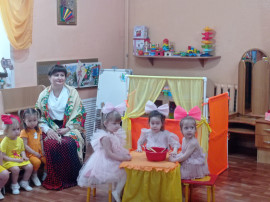 Спектакль "Пирог для друзей" Спектакль "Пирог для друзей".
