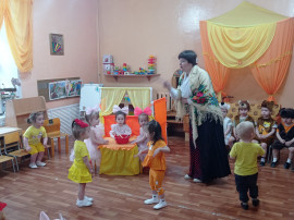 Спектакль "Пирог для друзей" Спектакль "Пирог для друзей".