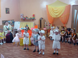 Спектакль "Пирог для друзей" Спектакль "Пирог для друзей".