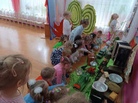 Экспозиция "Мы помним - мы гордимся!" Экспозиция "Мы помним - мы гордимся!" .