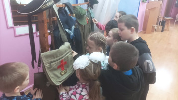 Экспозиция "Мы помним - мы гордимся!" Экспозиция "Мы помним - мы гордимся!" .