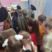 Экспозиция "Мы помним - мы гордимся!" Экспозиция "Мы помним - мы гордимся!" .