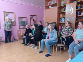 Итоговый показ кружка "Ритмика-стретчинг" Итоговый показ кружка "Ритмика-стретчинг".