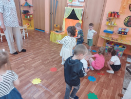 Итоговое занятие в первой младшей группе Итоговое занятие в первой младшей группе.