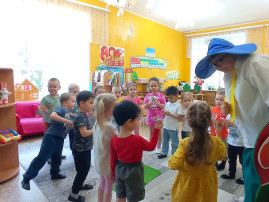 Итоговое занятие во второй младшей группе Итоговое занятие во второй младшей группе.