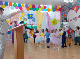 Выпускной в первой младшей группе Выпускной в первой младшей группе.