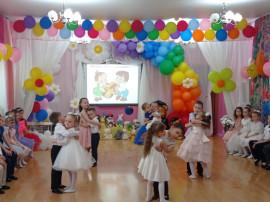 Выпускной бал "Город детства" - 2025 Выпускной бал "Город детства" - 2025.