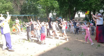 Праздник лета и детства "Супер - детки" Праздник лета и детства "Супер - детки".