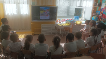 Месячник «Уступи дорогу поездам!» Месячник «Уступи дорогу поездам!».
